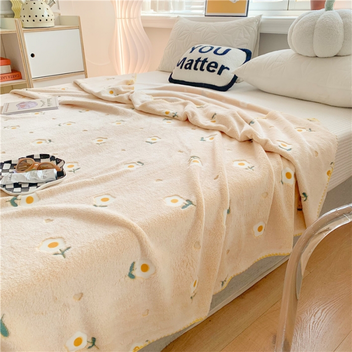 91家纺网 家纺一手货源 找家纺 蜜柚 2024新款立体锁边云朵绒印花毛毯四季毯 雏菊