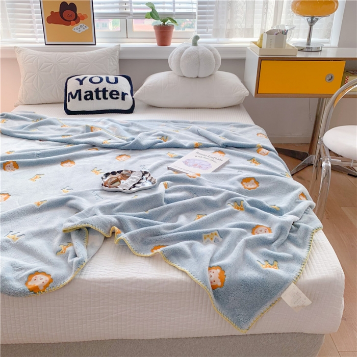 91家纺网 家纺一手货源 找家纺 蜜柚 2024新款立体锁边云朵绒印花毛毯四季毯 狮子王