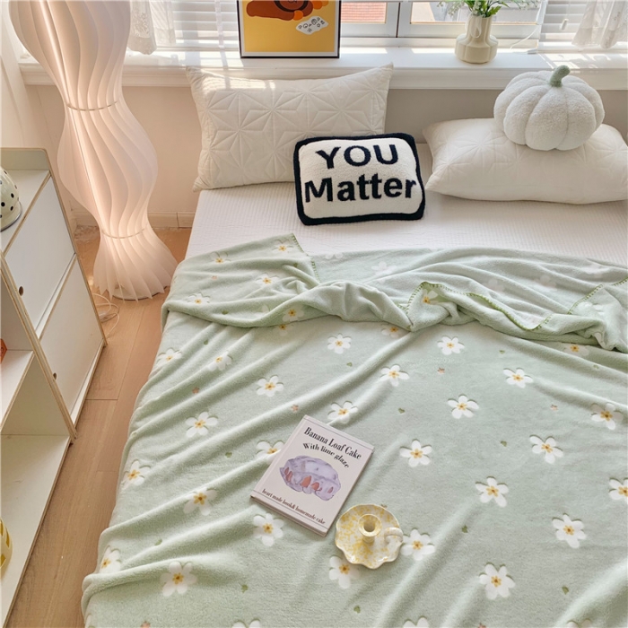 91家纺网 家纺一手货源 找家纺 蜜柚 2024新款立体锁边云朵绒印花毛毯四季毯 向阳花开