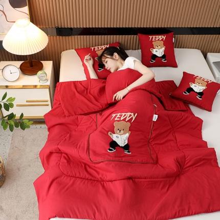 91家纺网 家纺一手货源 找家纺 （总）宝马家纺2022新款毛巾绣四季款抱枕被-功夫熊