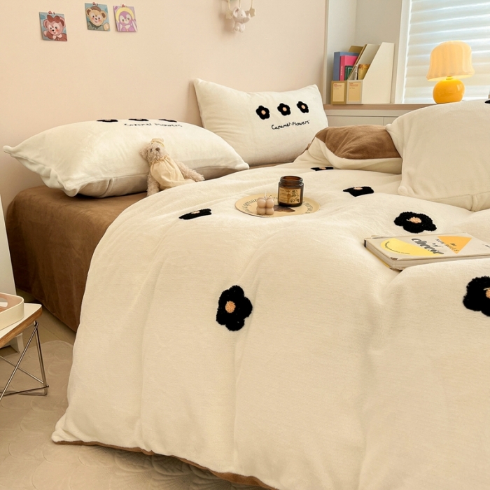 91家纺网 家纺一手货源 找家纺 川悦生活 2022新款牛奶绒毛巾绣四件套 复古小花