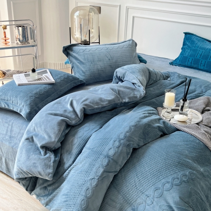 91家纺网 家纺一手货源 找家纺 安莱生活 2022新款牛奶绒雕花210克重丽芙系列 巴黎灰