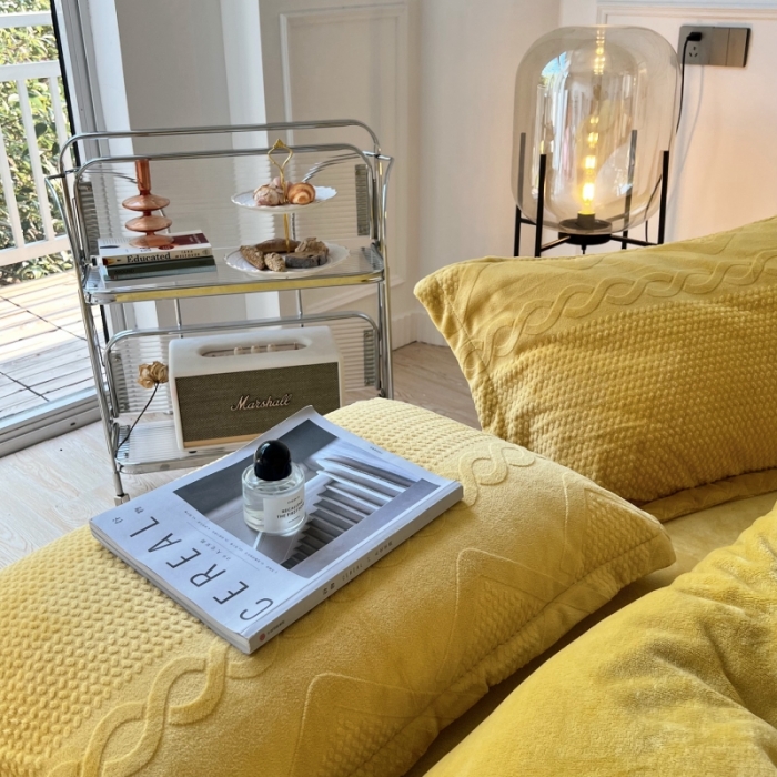 91家纺网 家纺一手货源 找家纺 安莱生活 2022新款牛奶绒雕花210克重丽芙系列 琥珀黄