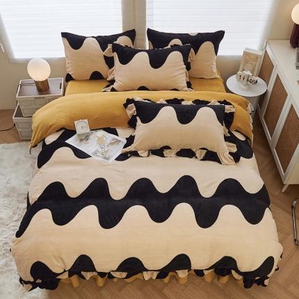 2023新款包小包高克重小清新印花花边牛奶绒四件套 黑白波浪