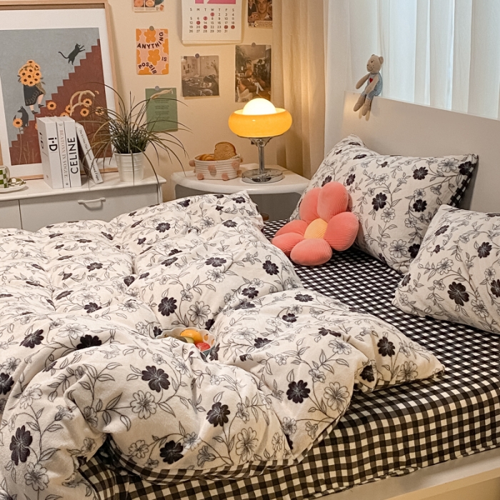 91家纺网 家纺一手货源 找家纺 大渔生活 2024新款牛奶绒印花系列四件套 秋意浓