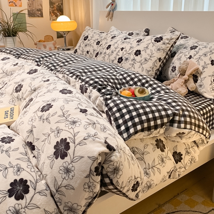 91家纺网 家纺一手货源 找家纺 大渔生活 2024新款牛奶绒印花系列四件套 秋意浓