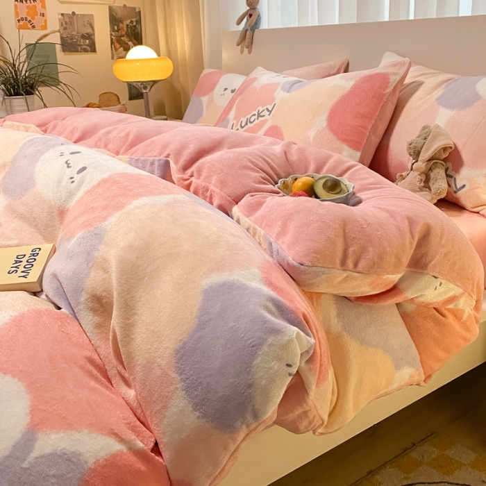 91家纺网 家纺一手货源 找家纺 大渔生活 2024新款牛奶绒印花系列四件套 兔绒绒