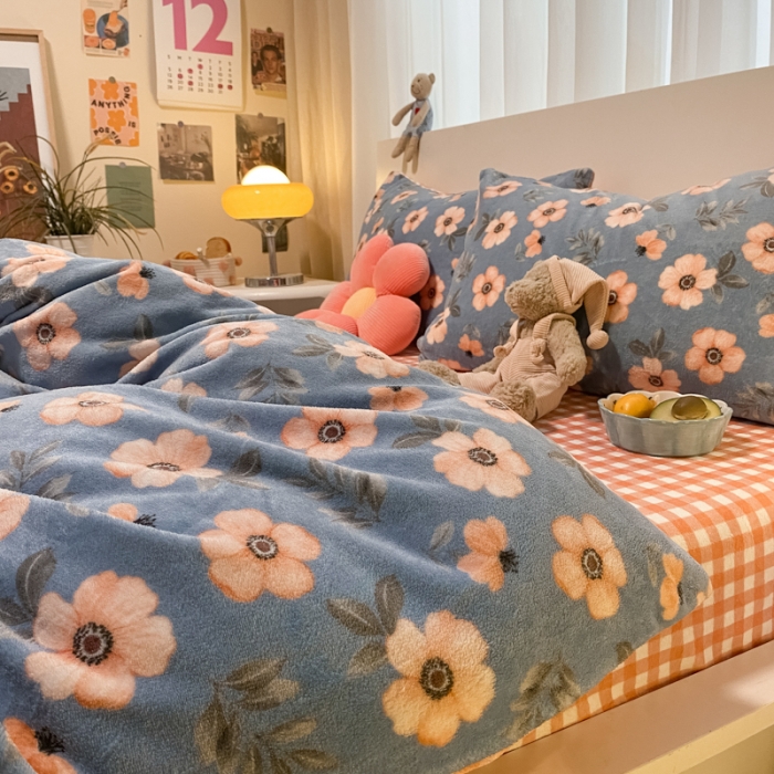 91家纺网 家纺一手货源 找家纺 大渔生活 2024新款牛奶绒印花系列四件套 悠悠花海