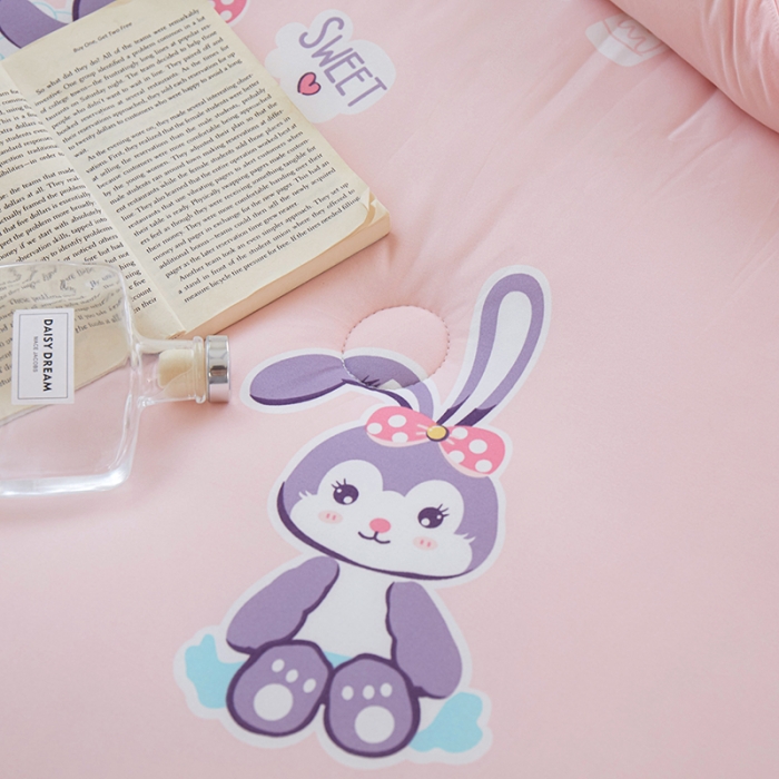 91家纺网 家纺一手货源 找家纺 畅畅A类母婴级数码印花针织棉牛奶蛋白大豆冬被春秋被 布兰兔