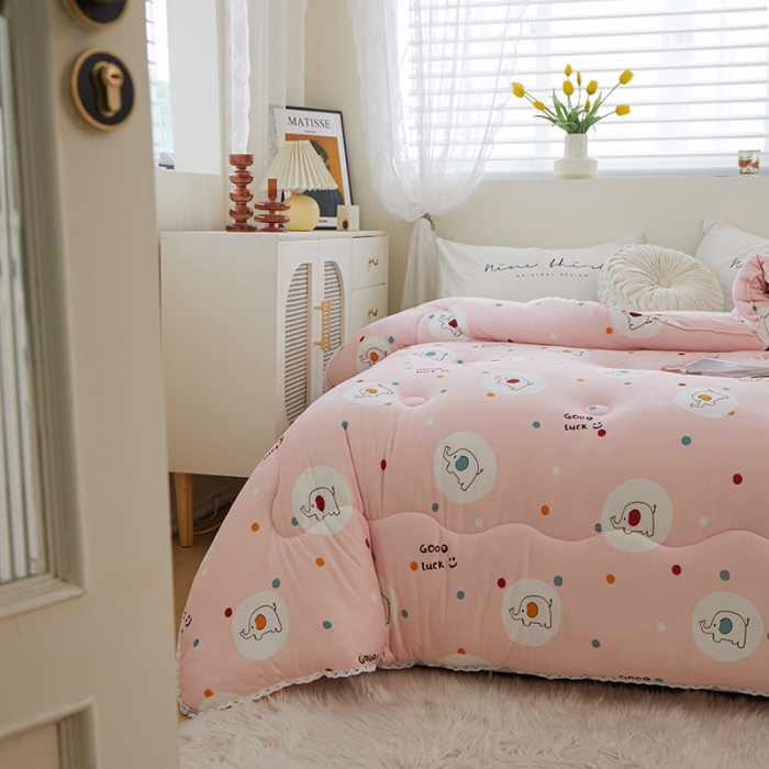 91家纺网 家纺一手货源 找家纺 畅畅A类母婴级数码印花针织棉牛奶蛋白大豆冬被春秋被 佩尼小象