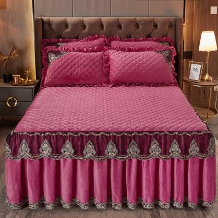 91家纺网 家纺一手货源 找家纺 家之硕 2022新款水晶绒夹棉床裙三件套系列-幸运花 豆沙