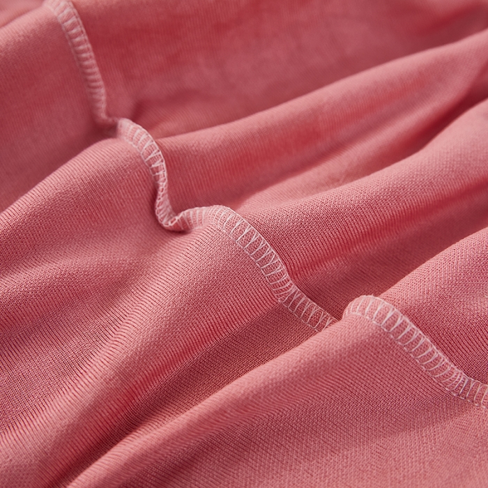 91家纺网 家纺一手货源 找家纺 逐日沙发套 2023新款阳离子雕花沙发套 饼干熊 粉红