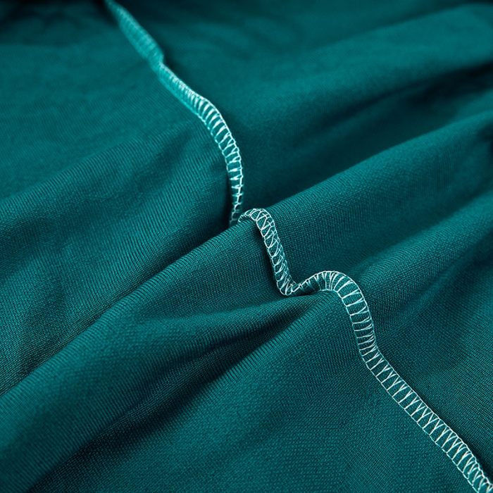 91家纺网 家纺一手货源 找家纺 逐日沙发套 2023新款阳离子雕花沙发套 饼干熊 墨绿