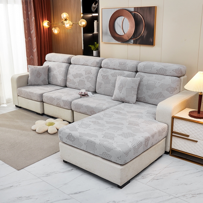 91家纺网 家纺一手货源 找家纺 逐日沙发套 2023新款阳离子雕花沙发套 饼干熊 浅灰