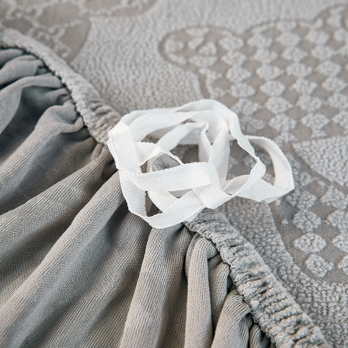 91家纺网 家纺一手货源 找家纺 逐日沙发套 2023新款阳离子雕花沙发套 饼干熊 浅灰