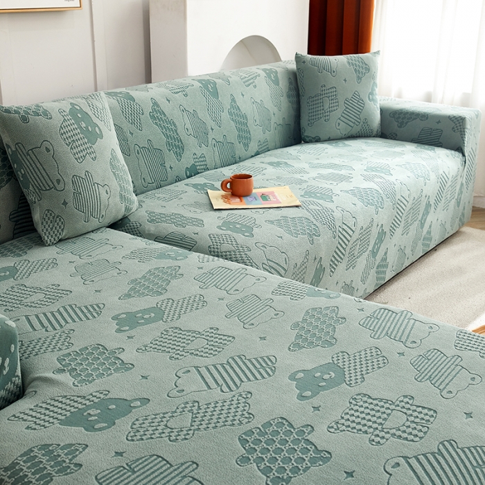 91家纺网 家纺一手货源 找家纺 逐日沙发套 2023新款阳离子雕花沙发套 饼干熊 豆绿
