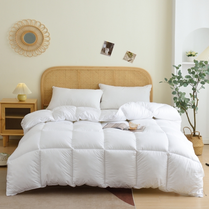 91家纺网 家纺一手货源 找家纺 德芙 2023星级酒店羽丝绒被芯民宿四季春秋冬被经典款 白色