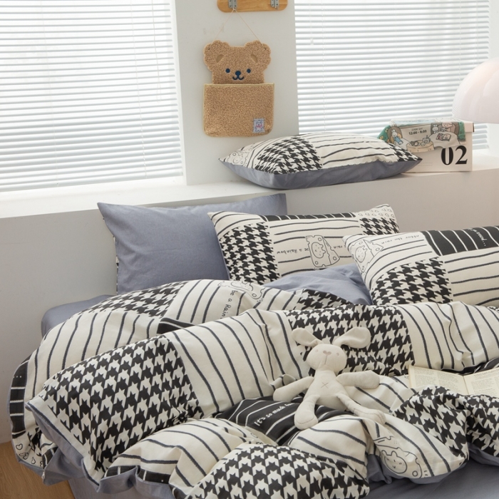 91家纺网 家纺一手货源 找家纺 黑马家居新款全棉印花喷气12868套件-单被套雅卉