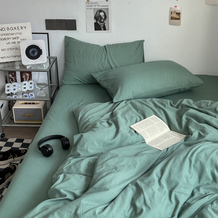 91家纺网 家纺一手货源 找家纺 优色良品 2023新款110克纯色超柔褶皱水洗棉四件套 暗夜绿