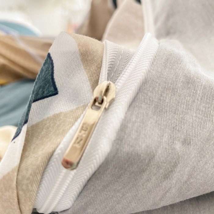 91家纺网 家纺一手货源 找家纺 黑马家居新款全棉印花喷气12868套件-单被套加州