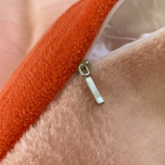 91家纺网 家纺一手货源 找家纺 慕尚 2022爆款大版高克重印花牛奶绒四件套 吃货猪