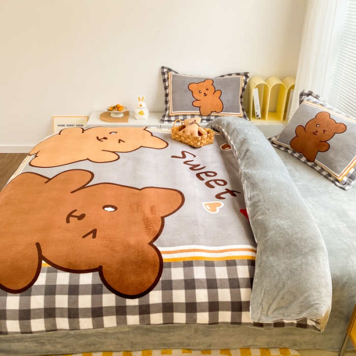 91家纺网 家纺一手货源 找家纺 慕尚 2022爆款大版高克重印花牛奶绒四件套 好朋友