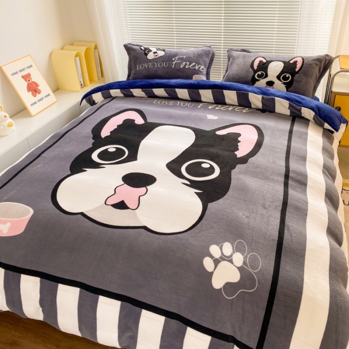 91家纺网 家纺一手货源 找家纺 慕尚 2022爆款大版高克重印花牛奶绒四件套 绅士狗