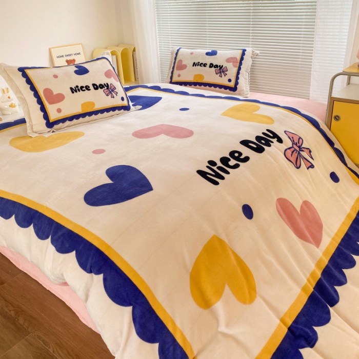 91家纺网 家纺一手货源 找家纺 慕尚 2022爆款大版高克重印花牛奶绒四件套 小爱心