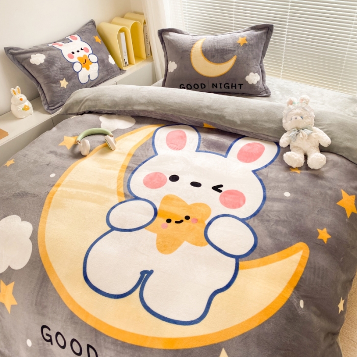 91家纺网 家纺一手货源 找家纺 慕尚 2022爆款大版高克重印花牛奶绒四件套 月亮兔