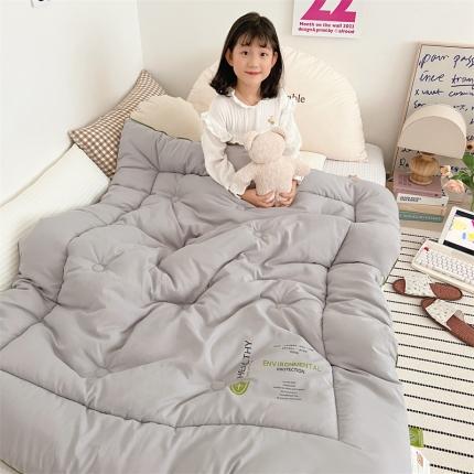 91家纺网 家纺一手货源 找家纺 （总） 2023新款纯色儿童夏被春秋被冬被成人加厚