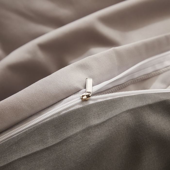 91家纺网 家纺一手货源 找家纺 啊雅家居 新款ins学生宿舍双拼纯色磨毛三件套 浅灰加深灰