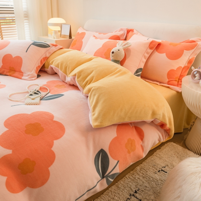 91家纺网 家纺一手货源 找家纺 丝羽坊2022专版花型直播供货双面牛奶绒印花四件套被套 新图二冬日暖阳