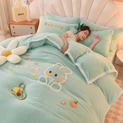 91家纺网 家纺一手货源 找家纺 （总）菲儿  2022新款毛巾绣牛奶绒四件套