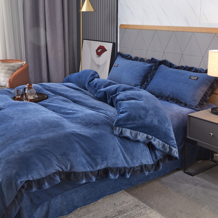 91家纺网 家纺一手货源 找家纺 （总）绣女坊2023新款韩版花边床裙款牛奶绒宝宝绒四件套