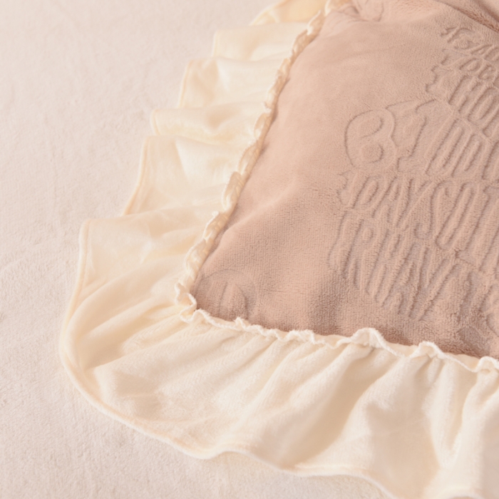 91家纺网 家纺一手货源 找家纺 （总）绒世界 2024秋冬韩版雕花牛奶绒四件套