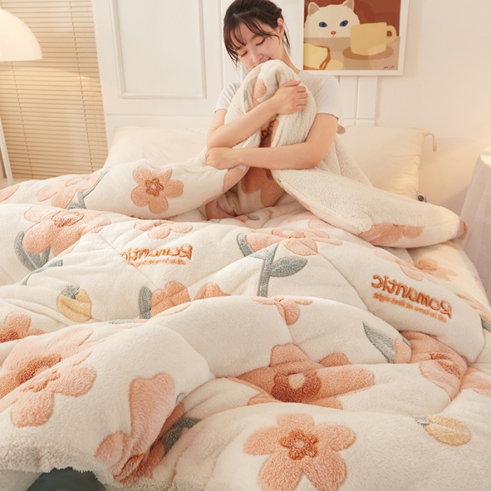 91家纺网 家纺一手货源 找家纺 梦初语 2022新款加厚保暖雪花绒加羊羔绒冬被 繁华似锦