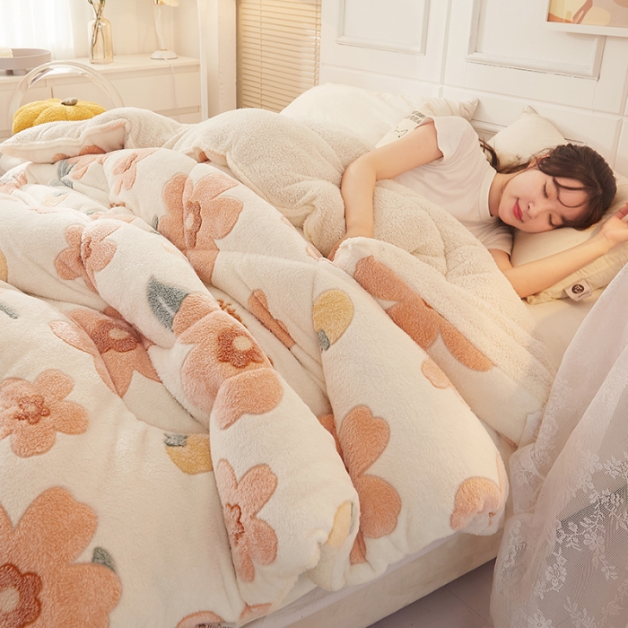 91家纺网 家纺一手货源 找家纺 梦初语 2022新款加厚保暖雪花绒加羊羔绒冬被 繁华似锦