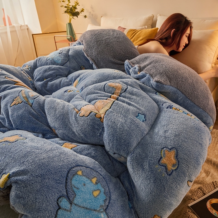 91家纺网 家纺一手货源 找家纺 梦初语 2022新款加厚保暖雪花绒加羊羔绒冬被 探险王国