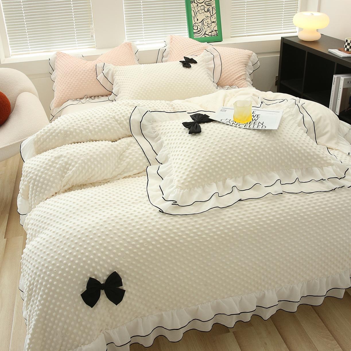 91家纺网 家纺一手货源 找家纺 （总）玛奇朵2022新款母婴级A类豆豆绒雪纺双层花边珍妮系列