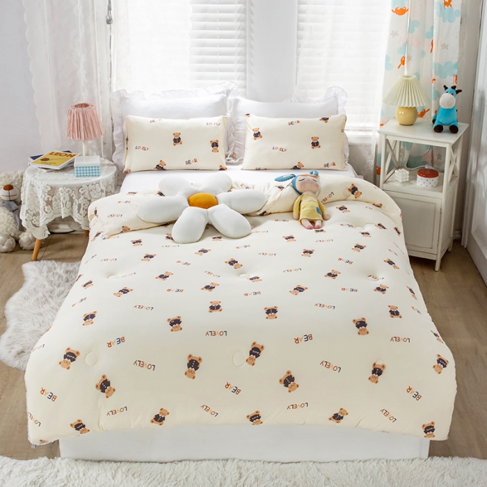 91家纺网 家纺一手货源 找家纺 天瑜家纺 2023新款A类针织棉冬被 lovely 熊