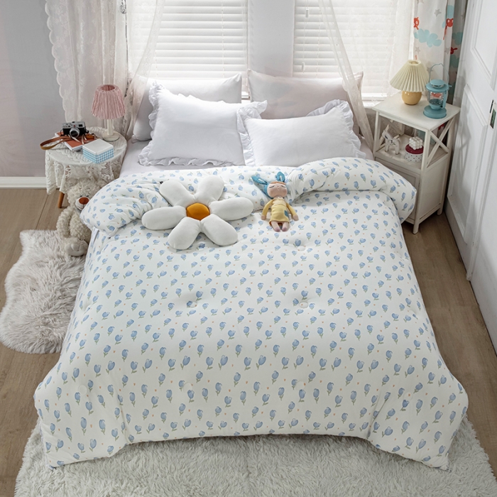 91家纺网 家纺一手货源 找家纺 天瑜家纺 2023新款A类针织棉冬被 花蕾白