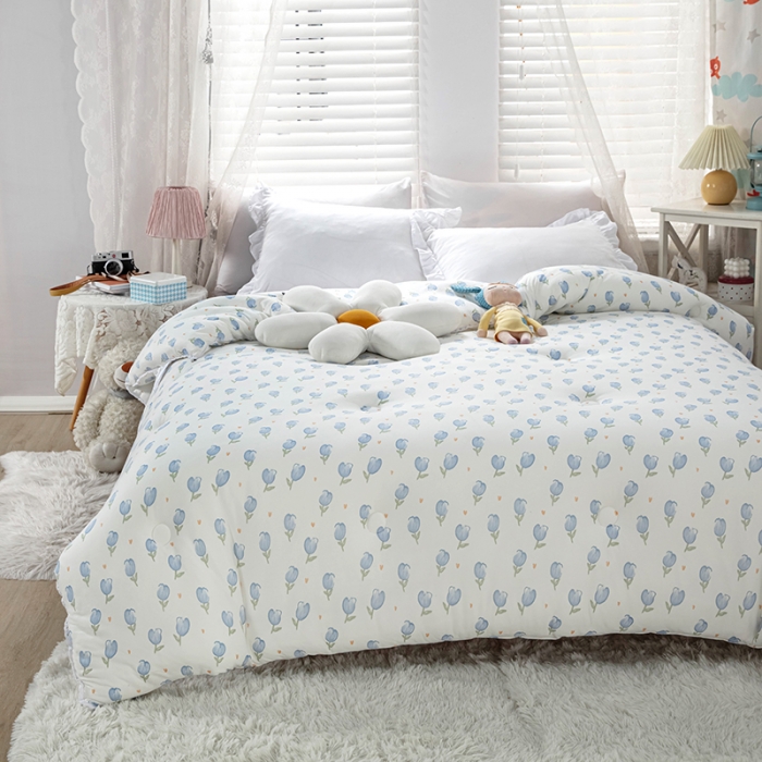 91家纺网 家纺一手货源 找家纺 天瑜家纺 2023新款A类针织棉冬被 花蕾白