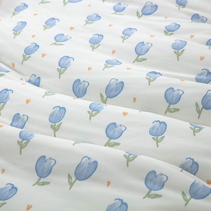 91家纺网 家纺一手货源 找家纺 天瑜家纺 2023新款A类针织棉冬被 花蕾白