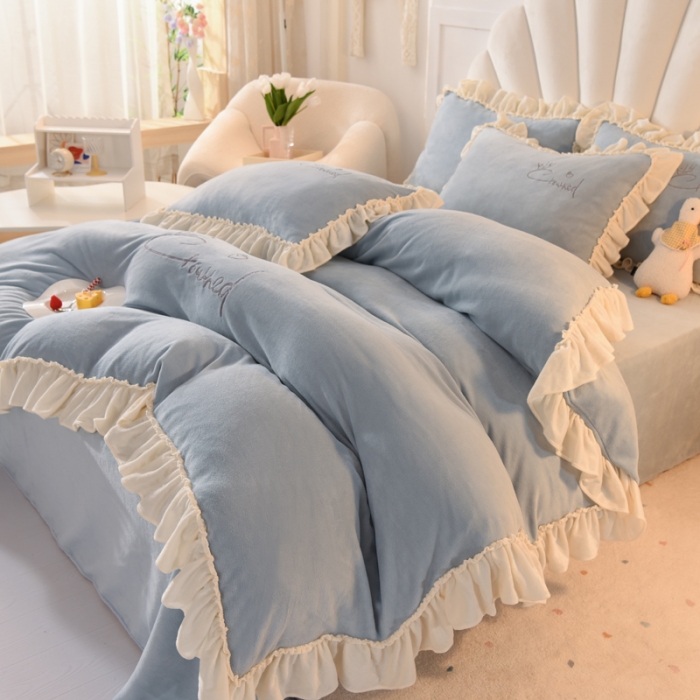 91家纺网 家纺一手货源 找家纺 （总）绒世界 2024秋冬韩版牛奶绒绣花四件套