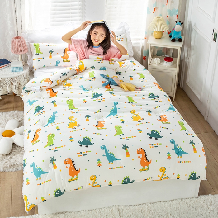 91家纺网 家纺一手货源 找家纺 天瑜家纺 2023新款A类针织棉冬被 小恐龙