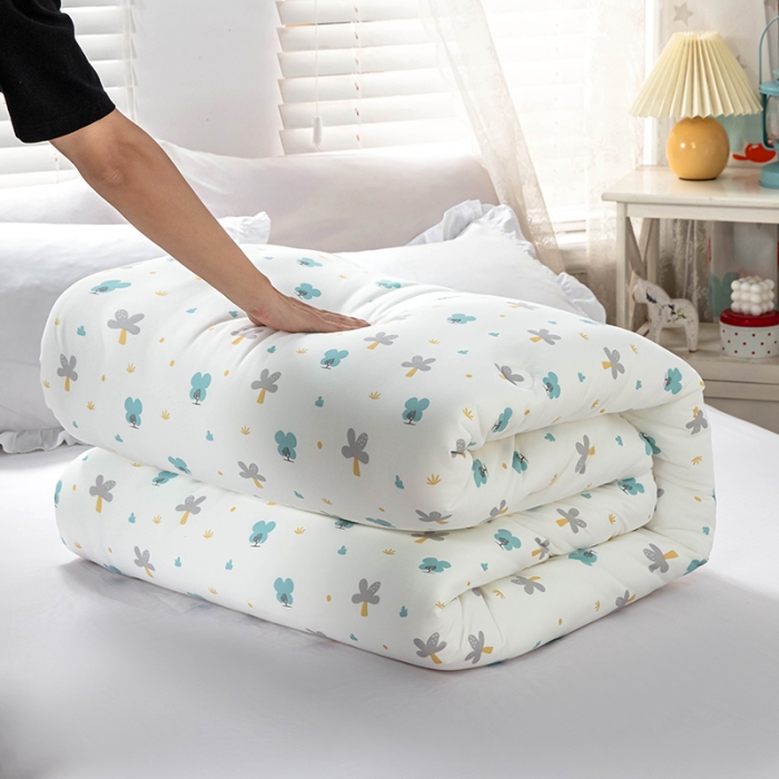 91家纺网 家纺一手货源 找家纺 天瑜家纺 2023新款A类针织棉冬被 小清新白