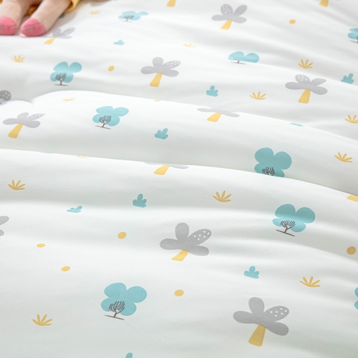 91家纺网 家纺一手货源 找家纺 天瑜家纺 2023新款A类针织棉冬被 小清新白