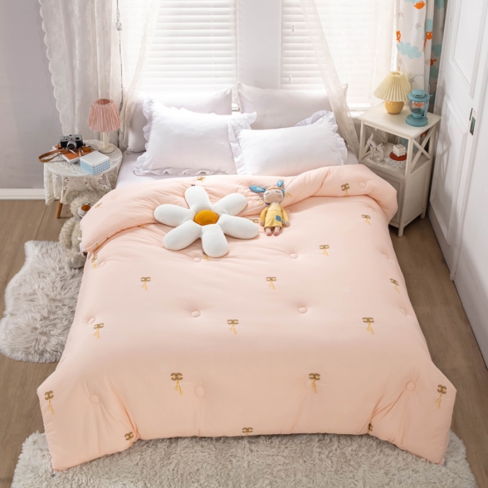 91家纺网 家纺一手货源 找家纺 天瑜家纺 2023新款A类针织棉冬被 小香玉色