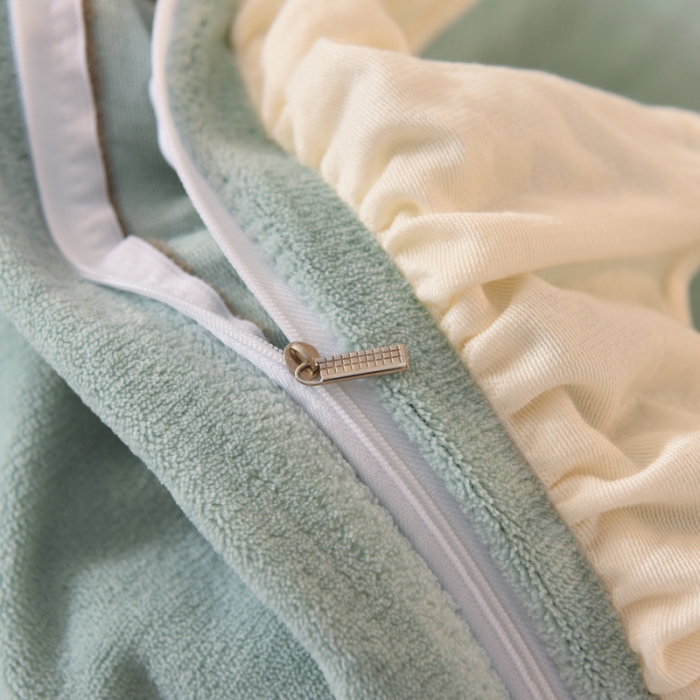 91家纺网 家纺一手货源 找家纺 绒世界 2024秋冬韩版牛奶绒绣花四件套 邂逅-抹茶绿