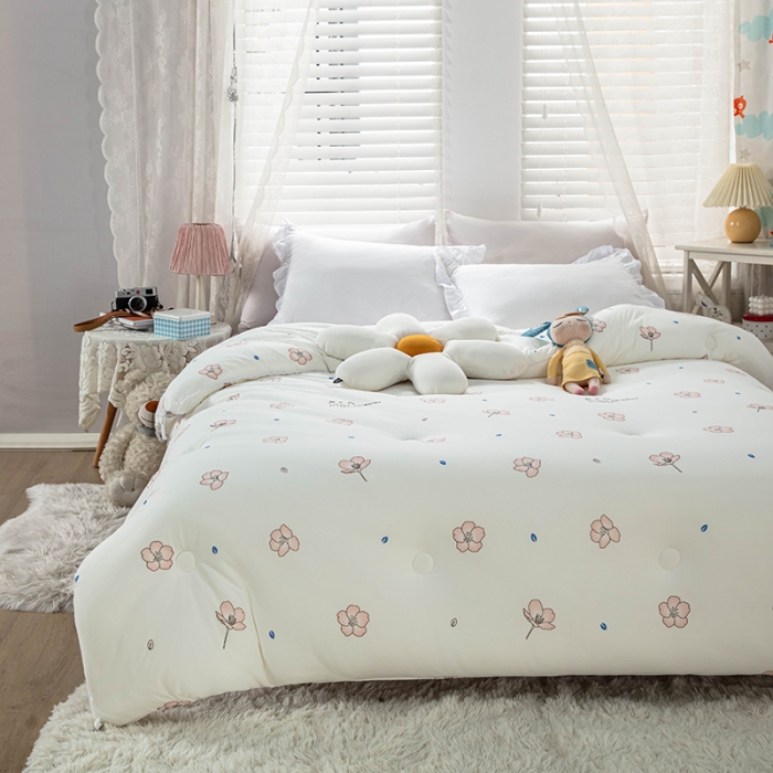 91家纺网 家纺一手货源 找家纺 天瑜家纺 2023新款A类针织棉冬被 樱花白